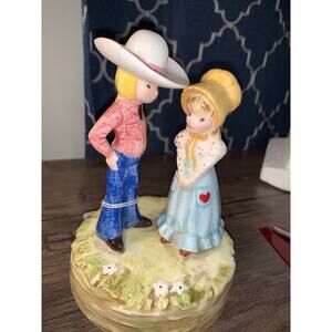 1974 BERMAN & ANDERSON DUTCH GIRL WITH FLOWERS MUSIC BOX 7 “TALL